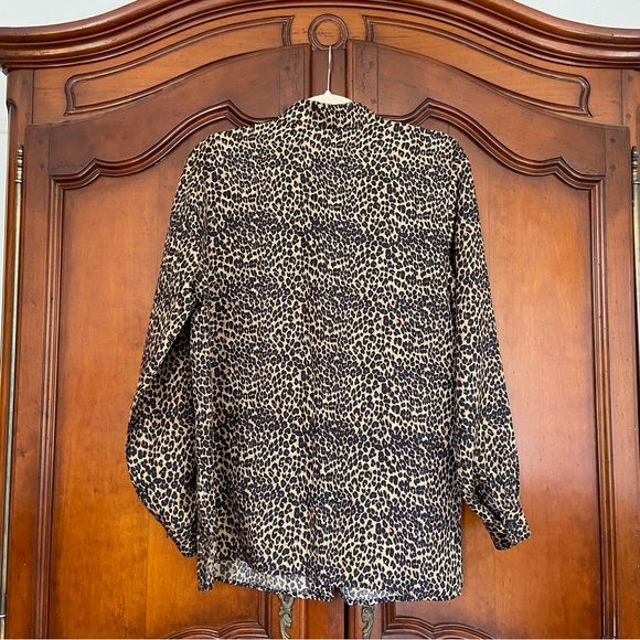 Vintage STUNT 100% Silk Leopard Print Button Down Shirt | Size Medium - Picture 6 of 8